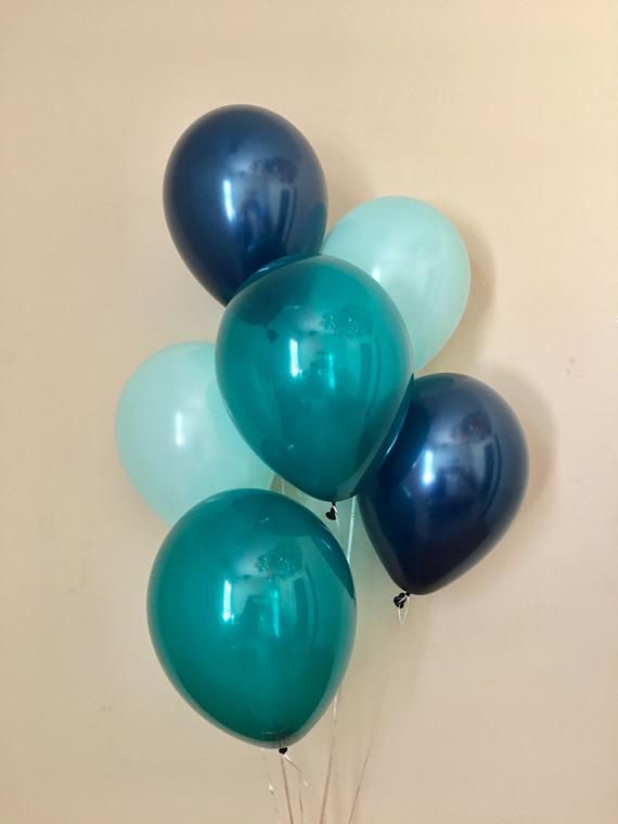 20pc Metal Gold Silver Balloons